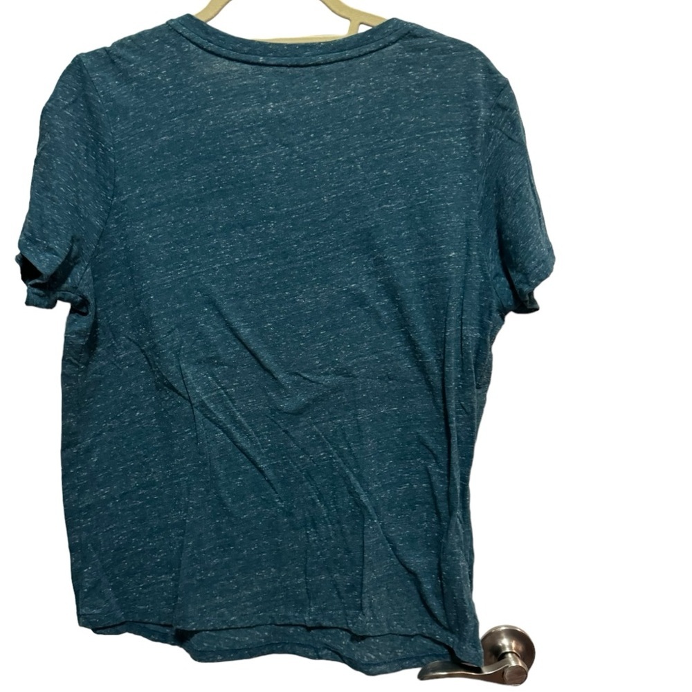 Sonoma - Everyday Tee - Vneck - Size L - Picture 3 of 3